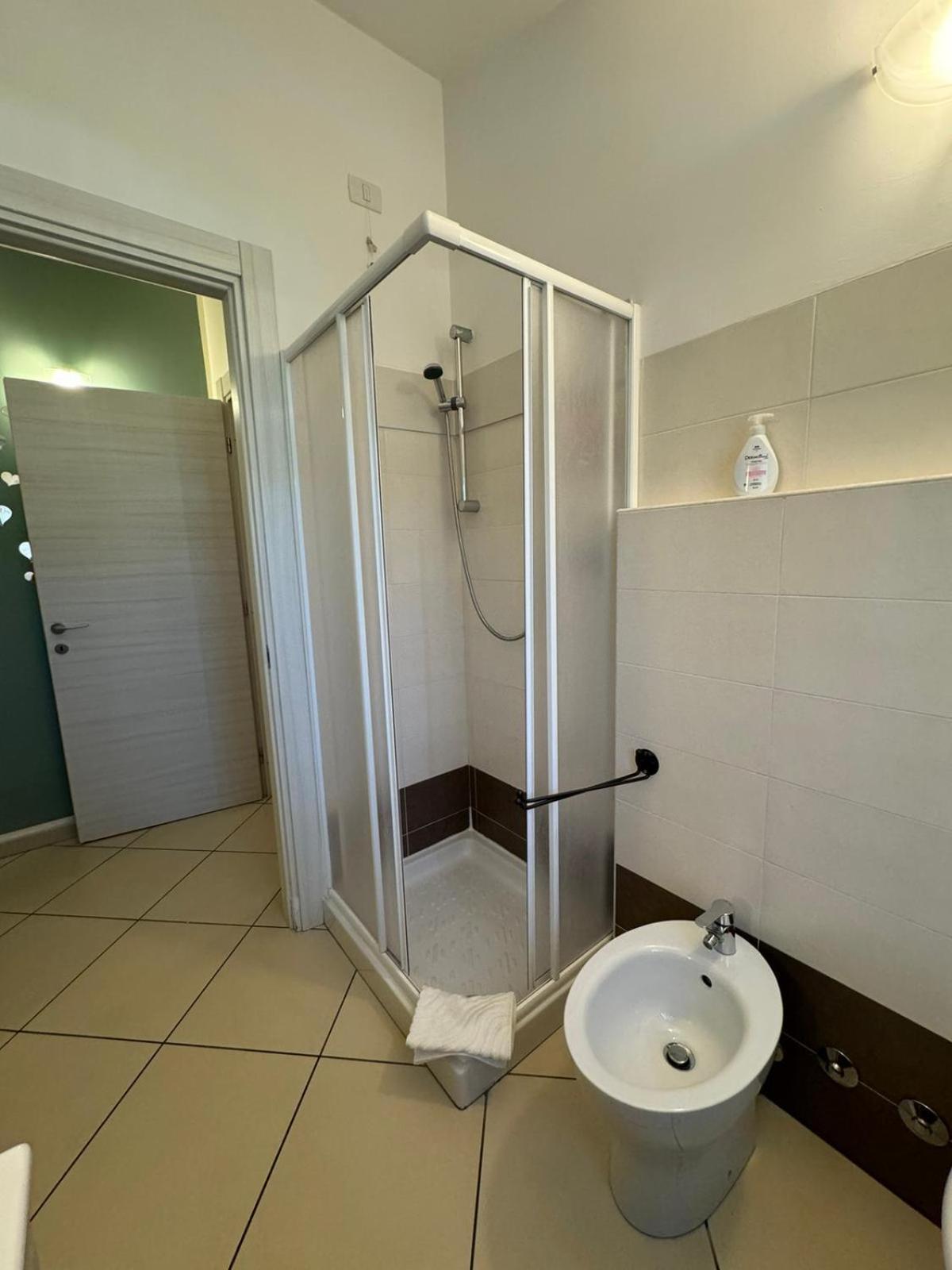 La Casa Di Glenda Ospedale Lägenhet Terni Exteriör bild